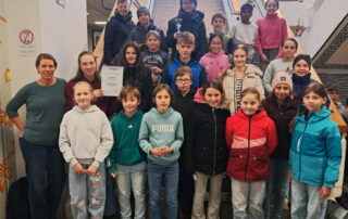 Die teilnehmenden Schülerinnen und Schüler des 24-Stunden-Schwimmens wurden für ihre tolle Leistung geehrt.