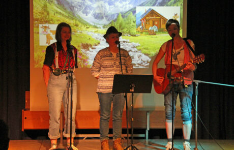 Die Drei von der Alm