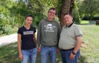 Die drei Jubilare im Schulhof